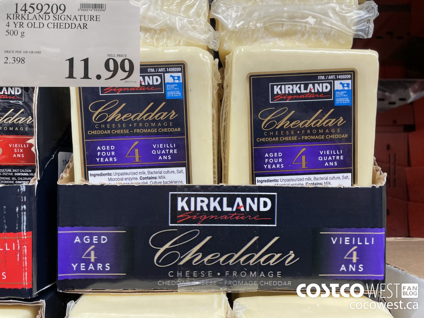 1459209 KIRKLAND SIGNATURE 4 YR OLD CHEDDAR 500 g $11.99
