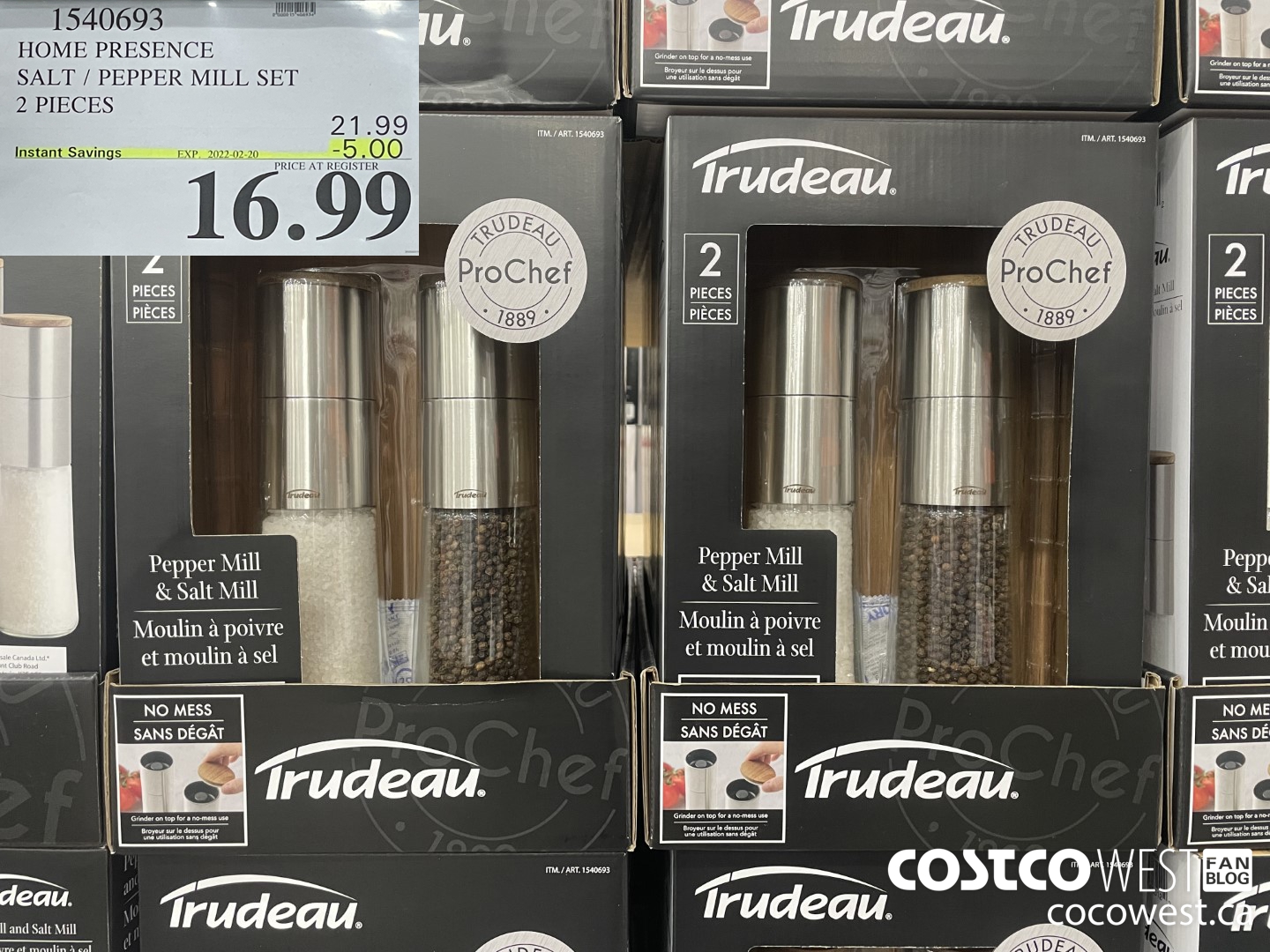 1540693 HOME PRESENCE SALT / PEPPER MILL SET 2 PIECES ($5.00 INSTANT SAVINGS EXPIRES ON 2022-02-20) $16.99