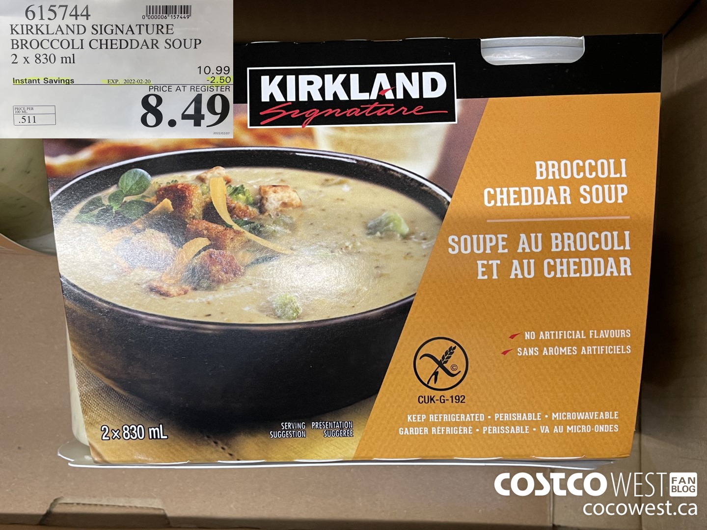 615744 KIRKLAND SIGNATURE BROCCOLI CHEDDAR SOUP 2 x 830 ml ($2.50 INSTANT SAVINGS EXPIRES ON 2022-02-20) $8.49