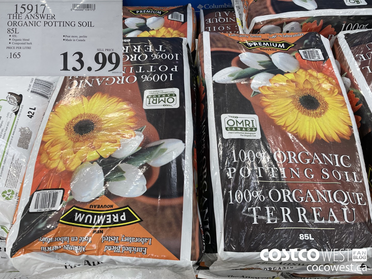 15917 THE ANSWER ORGANIC POTTING SOIL 85 L $13.99