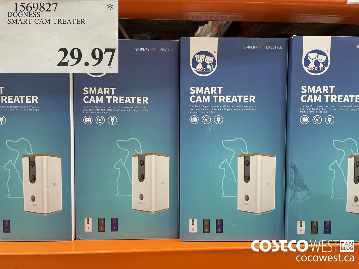 1569827 DOGNESS SMART CAM TREATER  $29.97