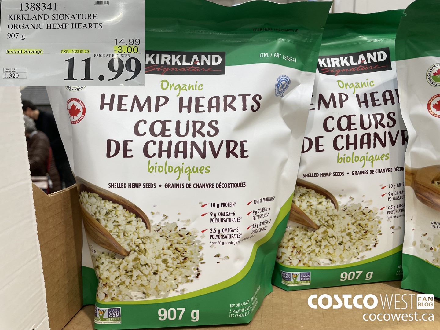 1388341 KIRKLAND SIGNATURE HEMP HEARTS 907 g ($3.00 INSTANT SAVINGS EXPIRES ON 2022-03-20) $11.99