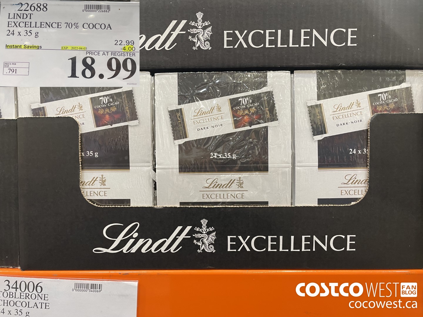 22688 LINDT EXCELLENCE 70% COCOA 24 x 35 g ($4.00 INSTANT SAVINGS EXPIRES ON 2022-04-03) $18.99