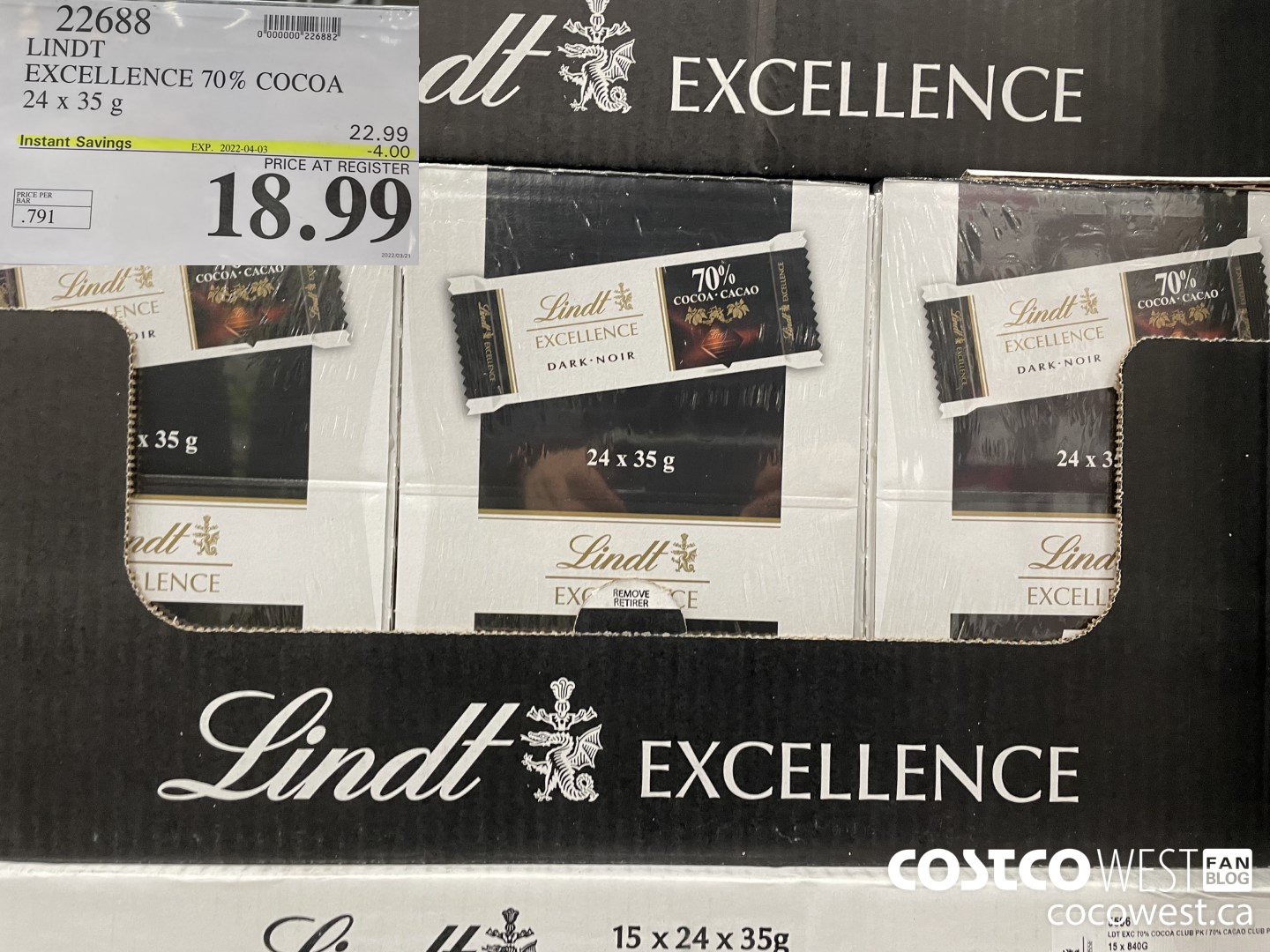 22688 LINDT EXCELLENCE 70% COCOA 24 x 35 g ($4.00 INSTANT SAVINGS EXPIRES ON 2022-04-03) $18.99