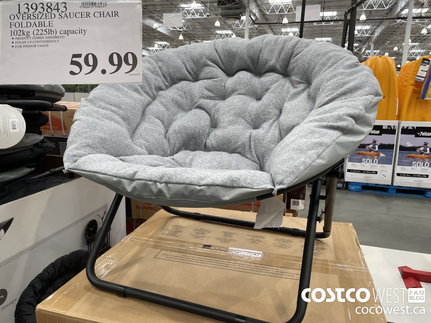 1393843 OVERSIZED SAUCER CHAIR FOLDABLE 102kg, (225Ib) capacity $59.99