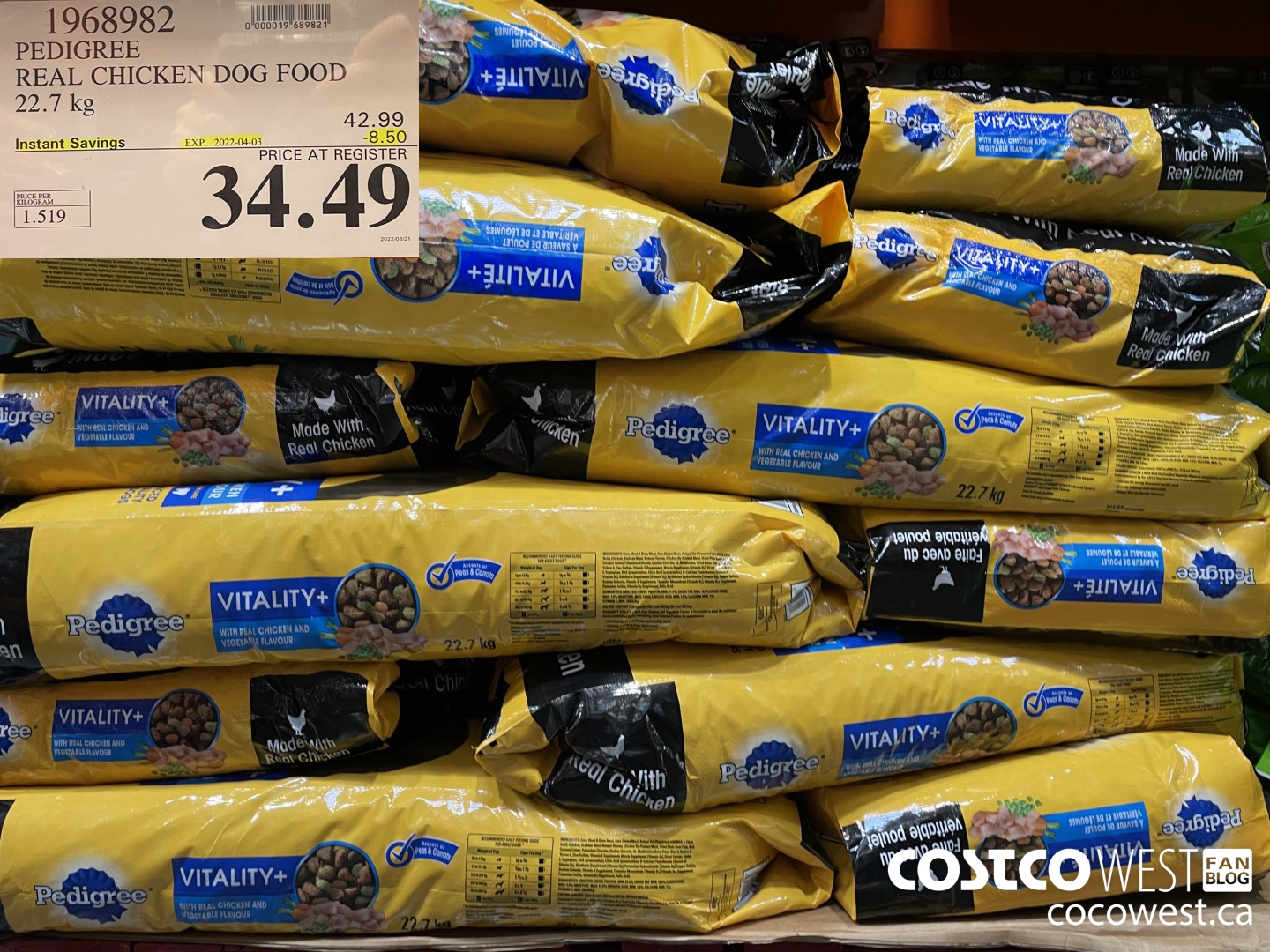 1968982 PEDIGREE REAL CHICKEN DOG FOOD 22.7 kg ($8.50 INSTANT SAVINGS EXPIRES ON 2022-04-03) $34.49