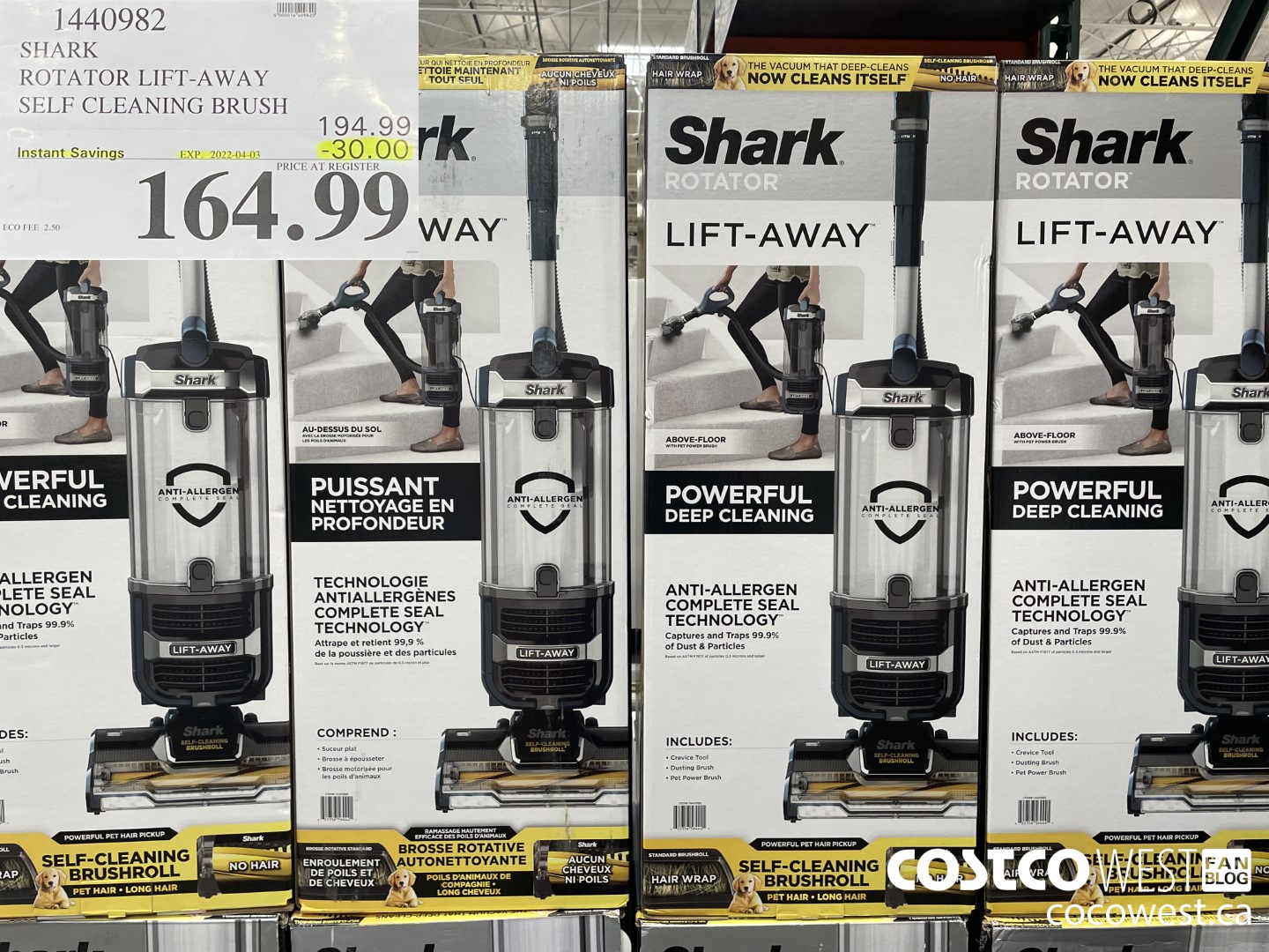 1440982 SHARK ROTATOR LIFT-AWAY SELF CLEANING BRUSH ($30.00 INSTANT SAVINGS EXPIRES ON 2022-04-03) $164.99