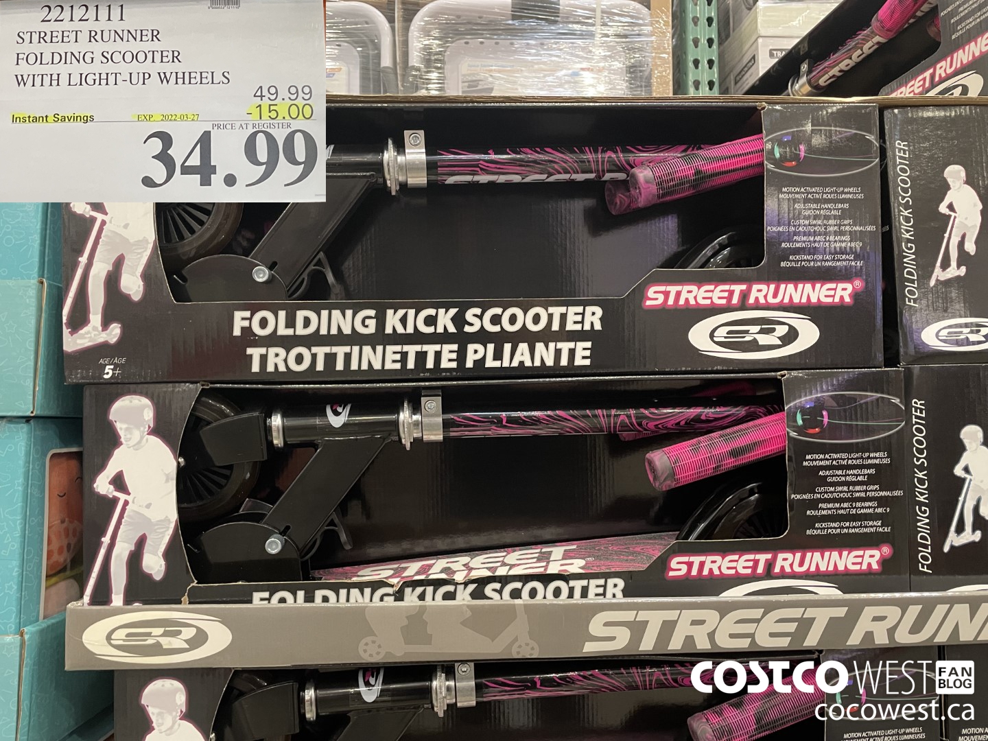 2212111 STREET RUNNER FOLDING SCOOTER WITH LIGHT-UP WHEELS ($15.00 INSTANT SAVINGS EXPIRES ON 2022-03-27) $34.99