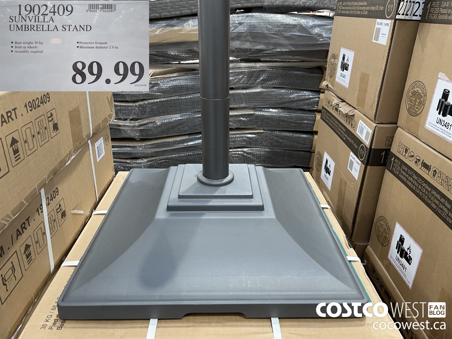 1902409 SUNVILLA UMBRELLA STAND $89.99