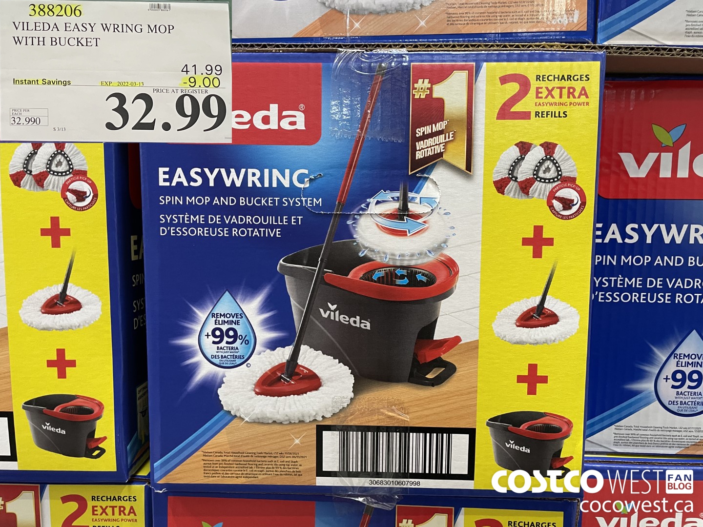 388206 VILEDA EASY WRING MOP WITH BUCKET ($9.00 INSTANT SAVINGS EXPIRES ON 2022-03-13) $32.99