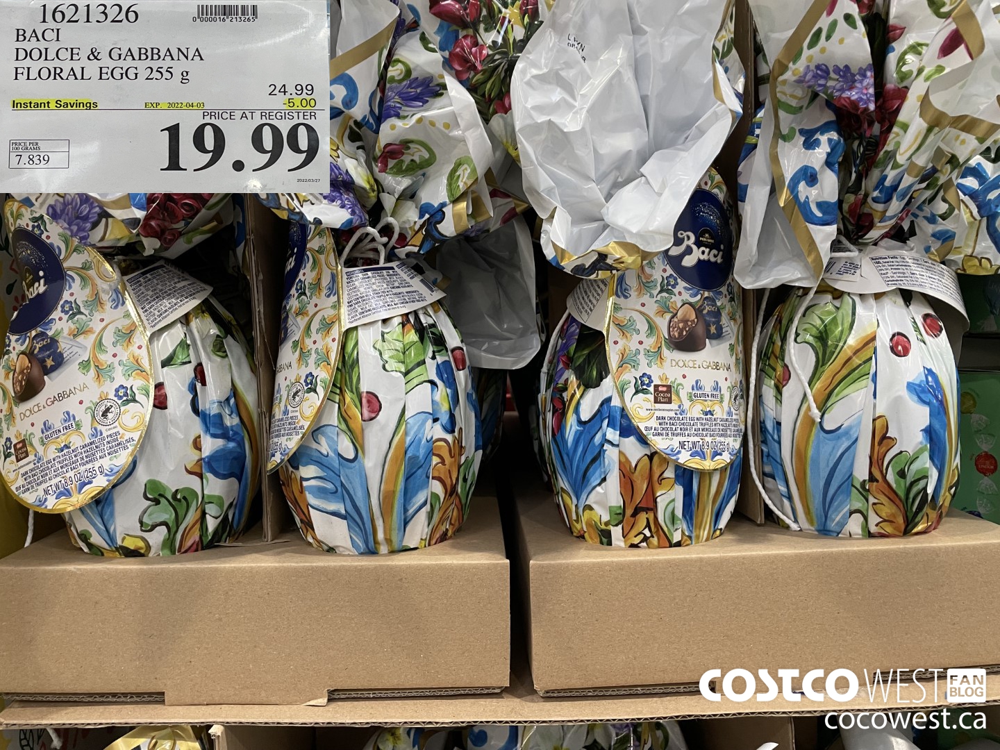 1621326 BACI DOLCE & GABBANA FLORAL EGG 255 g  ($5.00 INSTANT SAVINGS EXPIRES ON 2022-04-03) $19.99