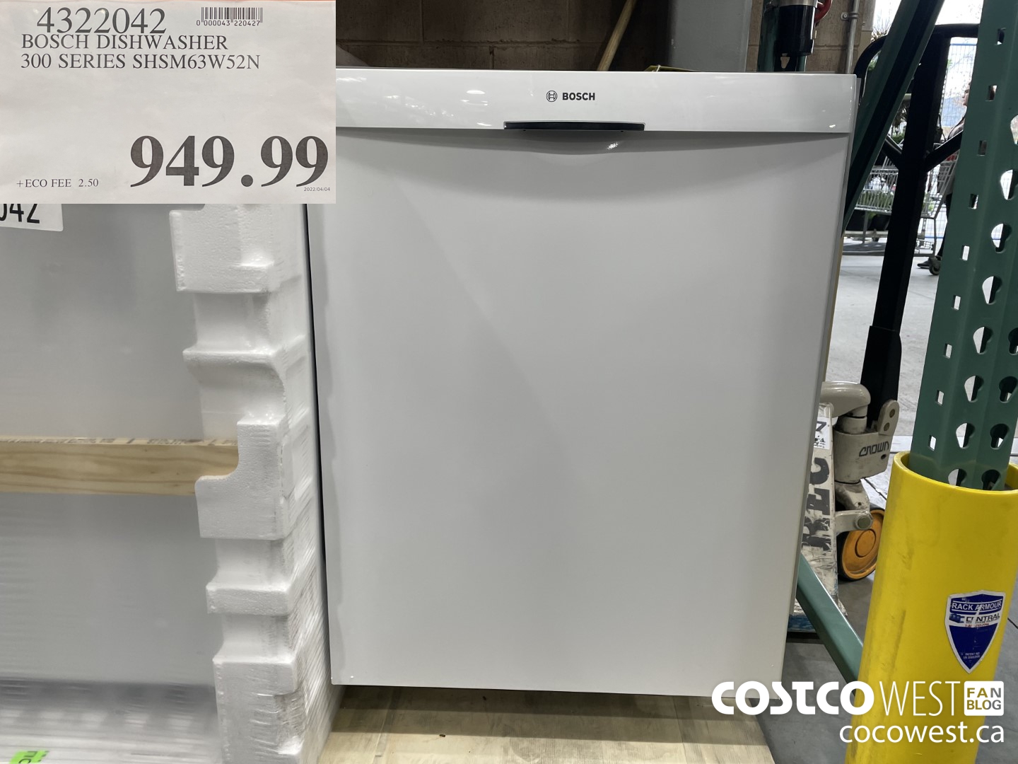 4322042 BOSCH DISHWASHER 300 SERIES SHSM63W52N $949.99