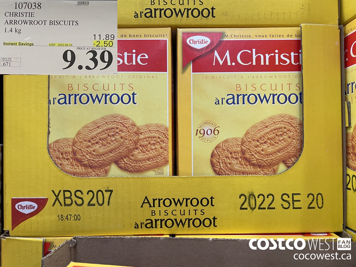 107038 CHRISTIE ARROWROOT BISCUITS 1.4 KG ($2.50 INSTANT SAVINGS EXPIRES ON 2022-04-10) $9.39