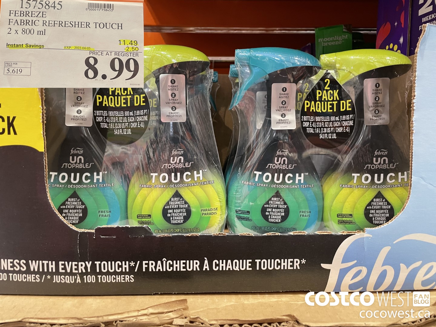 1575845 FEBREZE FABRIC REFRESHER TOUCH 2 x 800 ml ($2.50 INSTANT SAVINGS EXPIRES ON 2022-04-03) $8.99