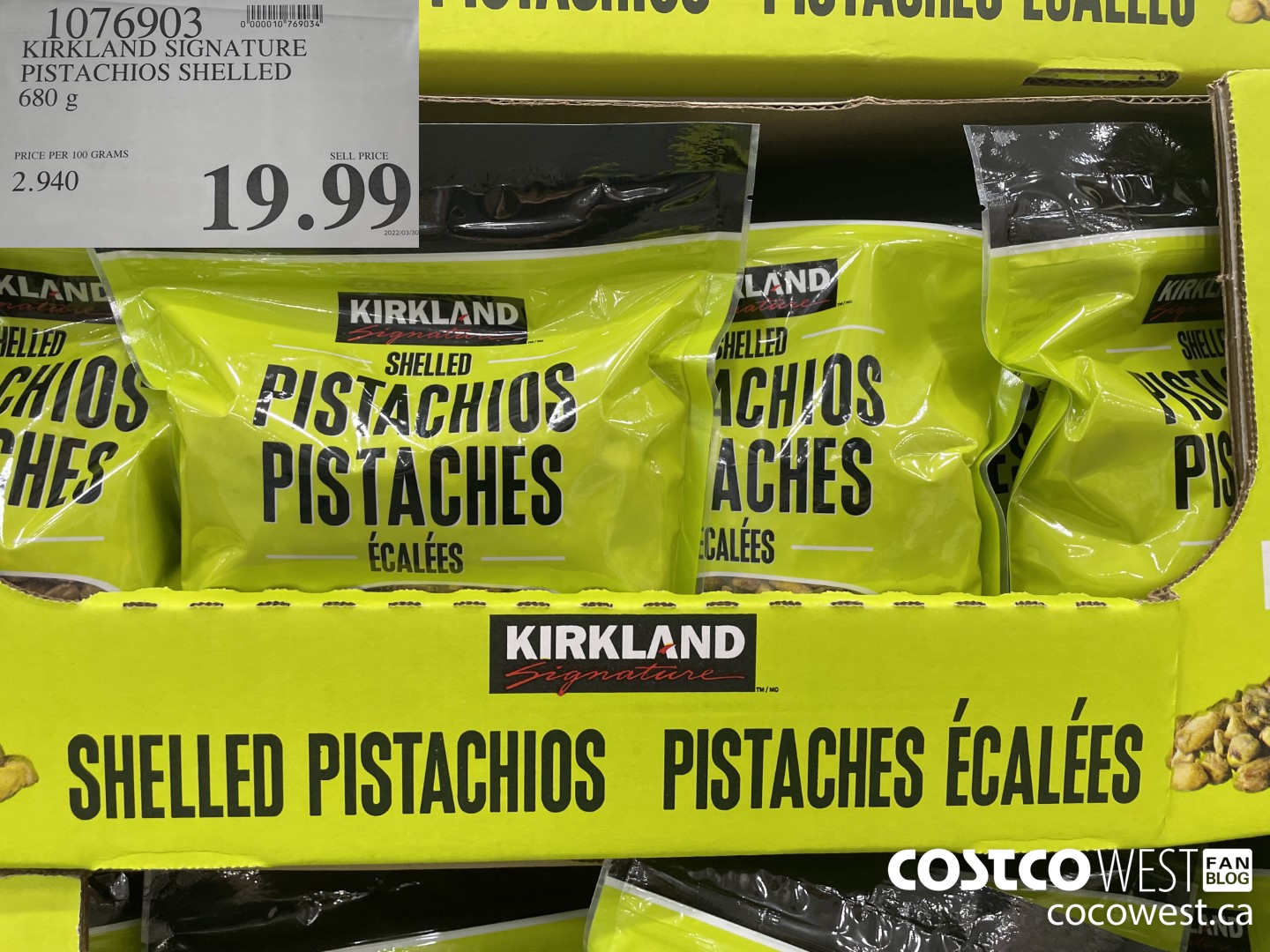 1076903 KIRKLAND SIGNATURE PISTACHIOS SHELLED 680G $19.99
