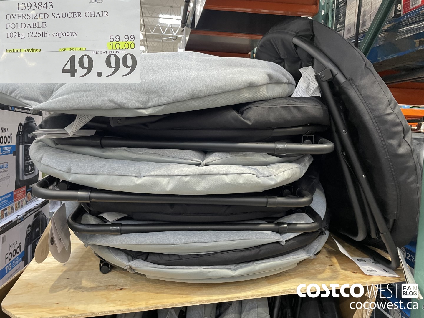 1393843 OVERSIZED SAUCER CHAIR FOLDABLE 102kg (225lb) capacity ($10.00 INSTANT SAVINGS EXPIRES ON 2022-04-03) $49.99