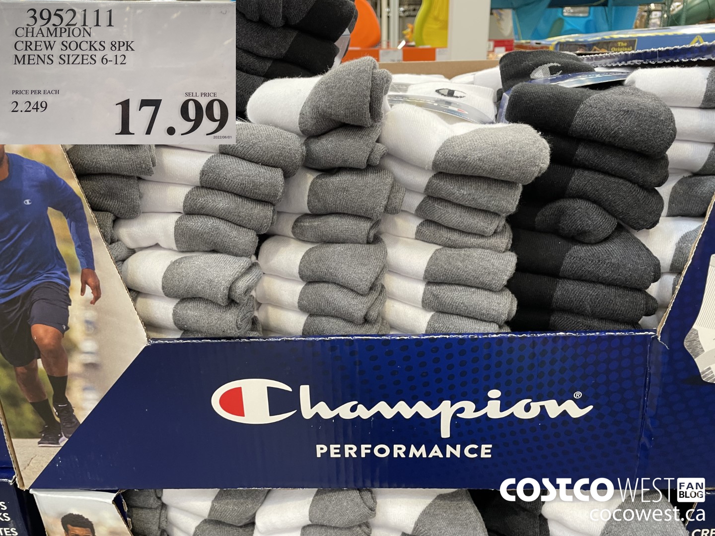 3952111 CHAMPION CREW SOCKS 8PK MENS SIZES 6-12 $17.99