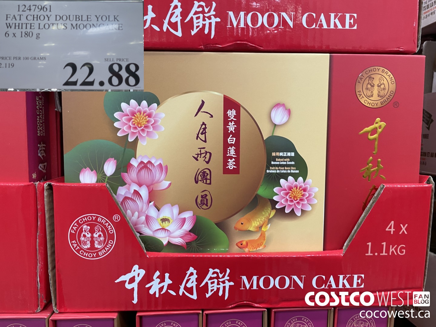 1247961 FAT CHOY DOUBLE YOLK WHITE LOTUS MOONCAKE 6 X 180 G $22.88