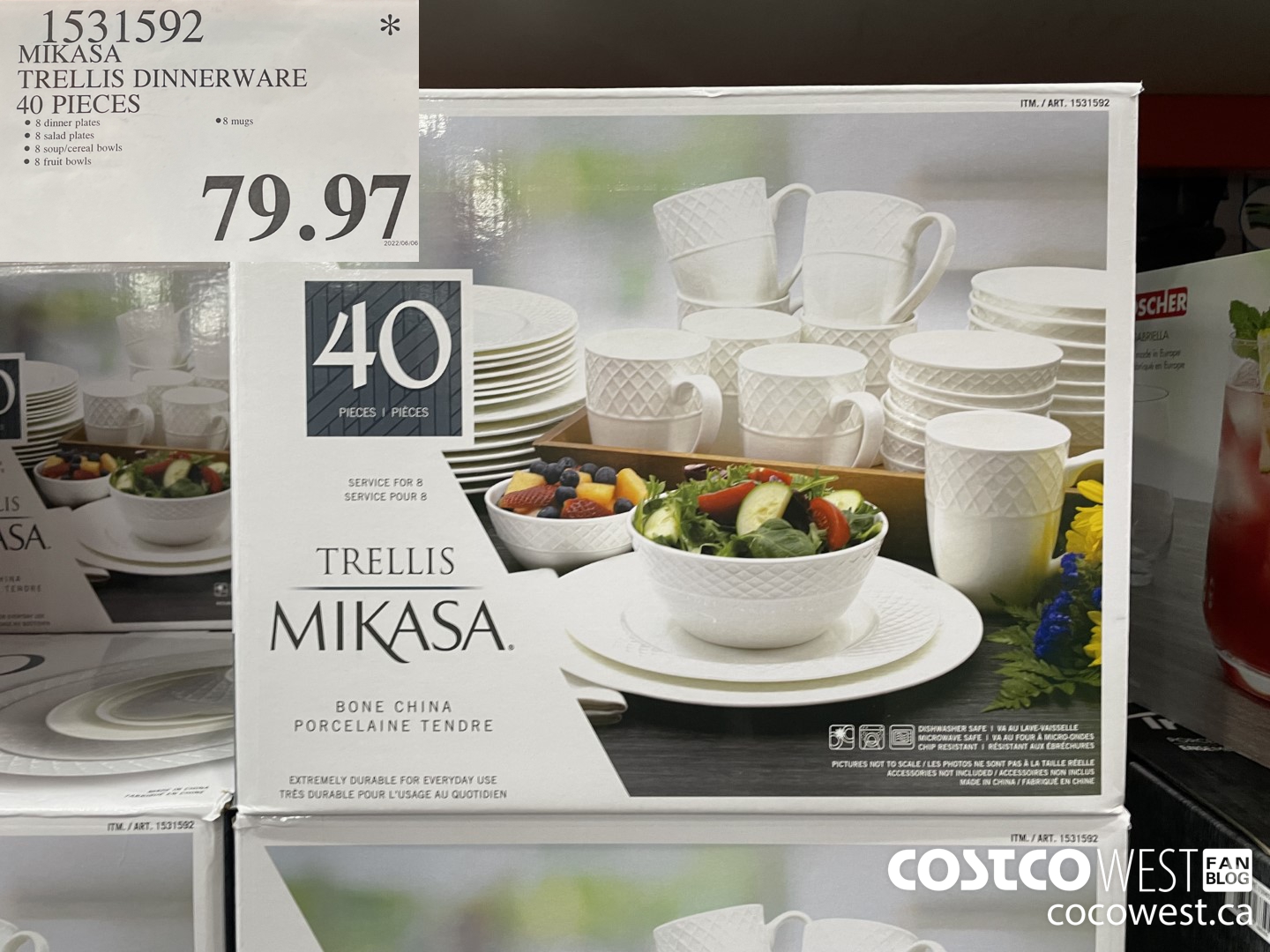 https://west.cocowest1.ca/2022/06/MIKASA_TRELLIS_DINNERWARE_40_PIECES_20220606_90124.jpg