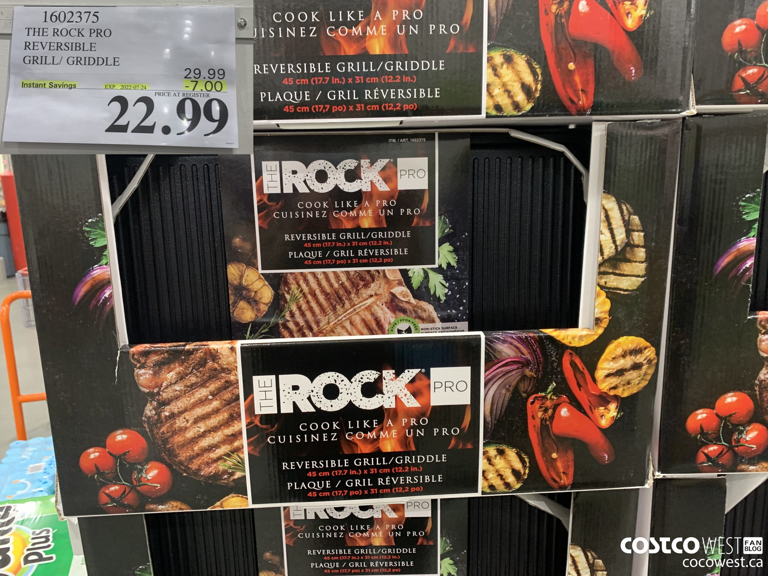 1602375 THE ROCK PRO REVERSIBLE GRILL/ GRIDDLE ($7.00 INSTANT SAVINGS EXPIRES ON 2022-07-24) $22.99