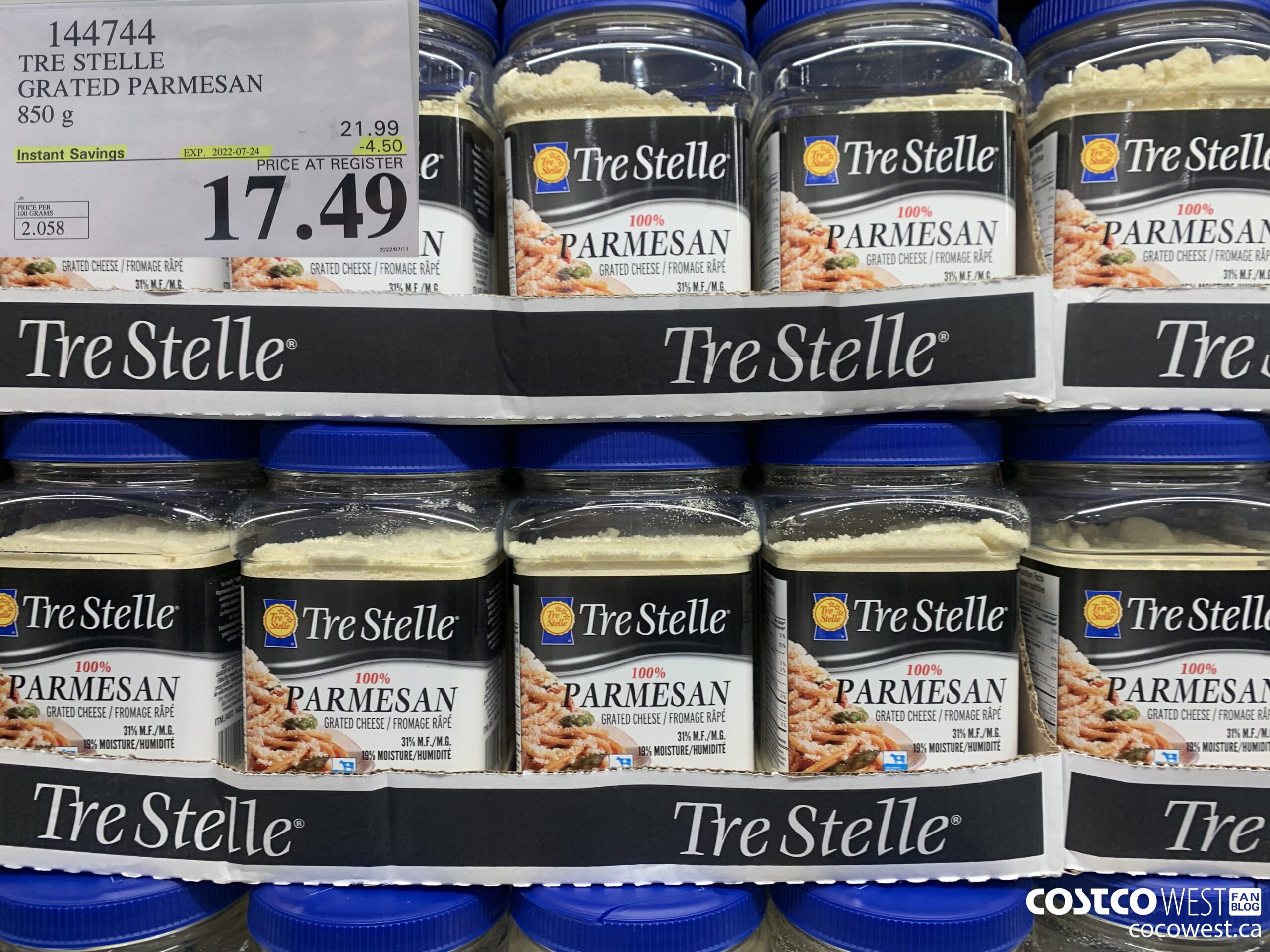 144744 TRE STELLE GRATED PARMESAN 850 g ($4.50 INSTANT SAVINGS EXPIRES ON 2022-07-24) $17.49