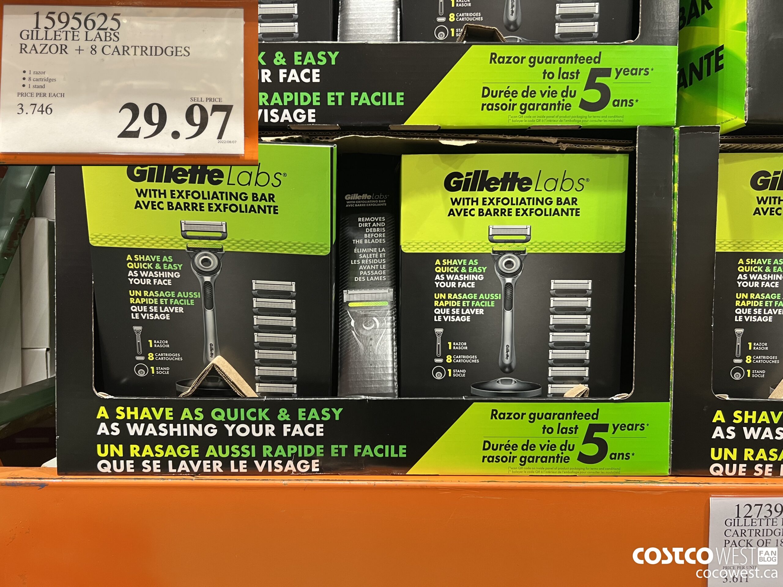 1595625 GILLETE LABS RAZOR + 8 CARTRIDGES $29.97