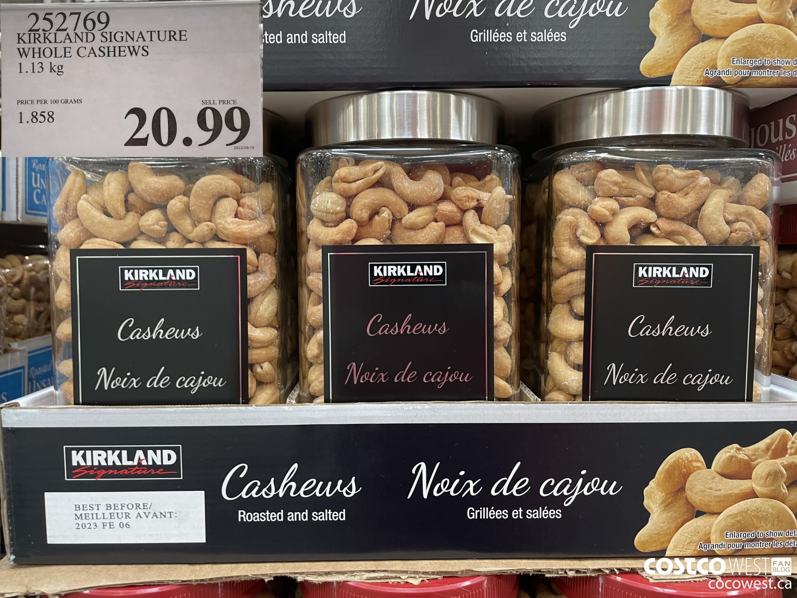 Kirkland Signature (Costco) Nut Bar Almonds, Cashews and Walnuts