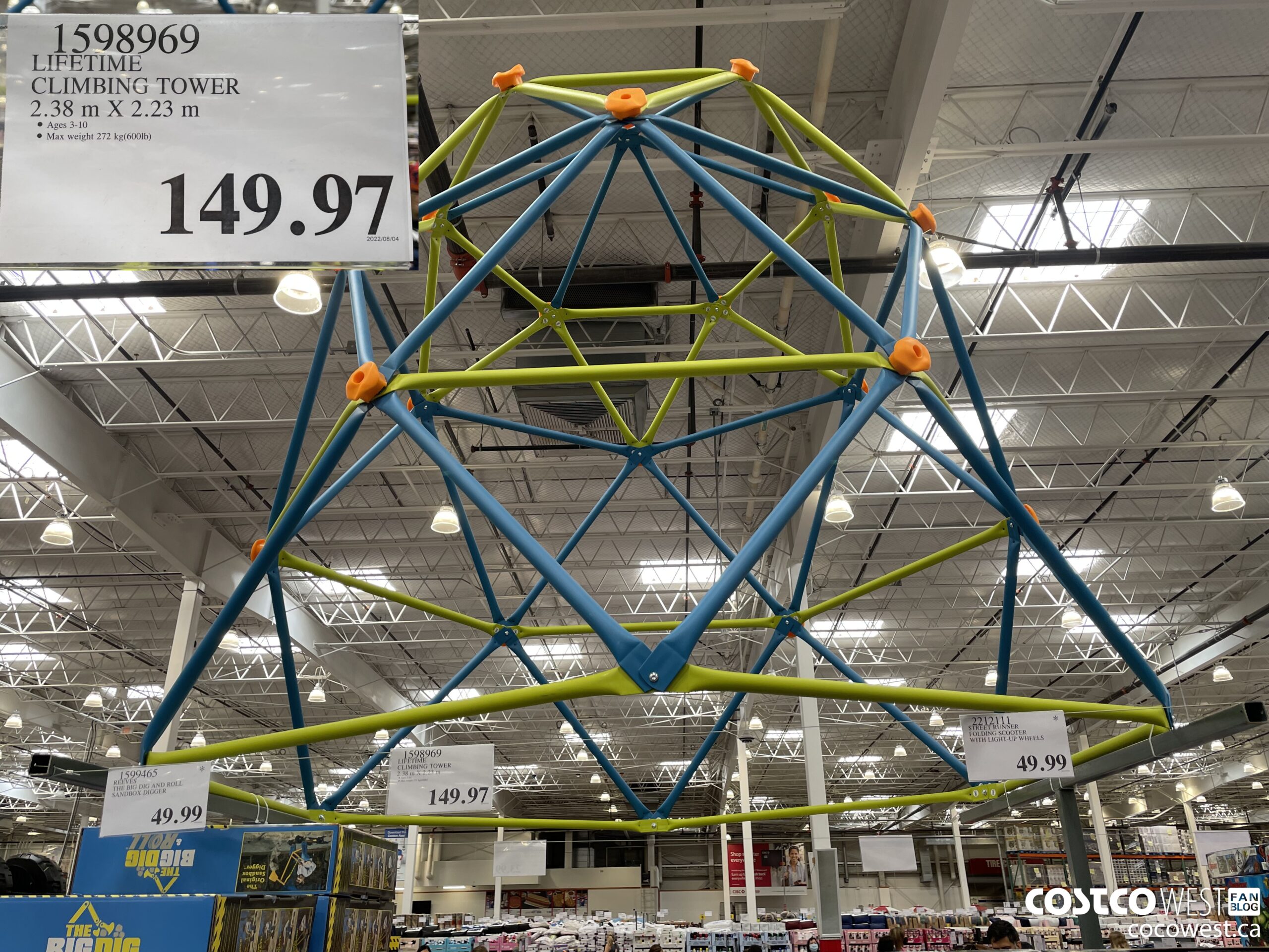 1598969 LIFETIME CLIMBING TOWER 2.38M X 2.23M $149.97
