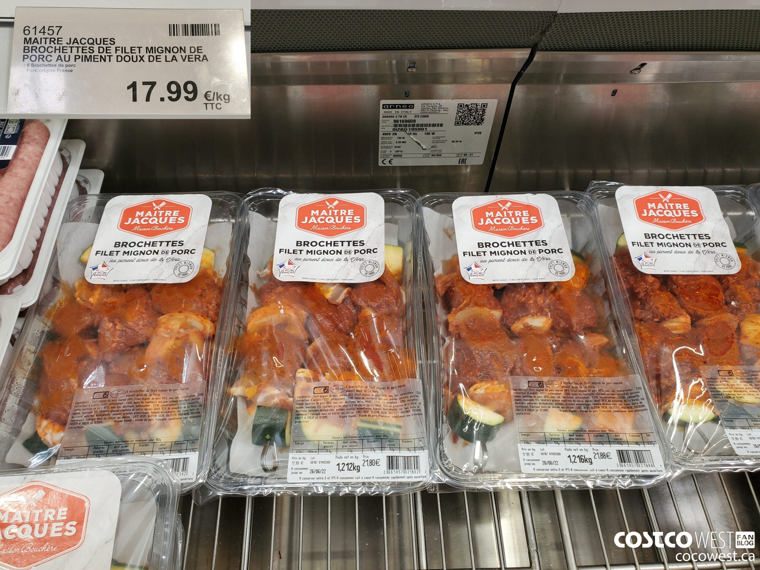 61457 MAITRE JACQUES BROCHETTES DE FILET MIGNON DE PORC AU PIMENT DOUX DE LA VERA $17.99