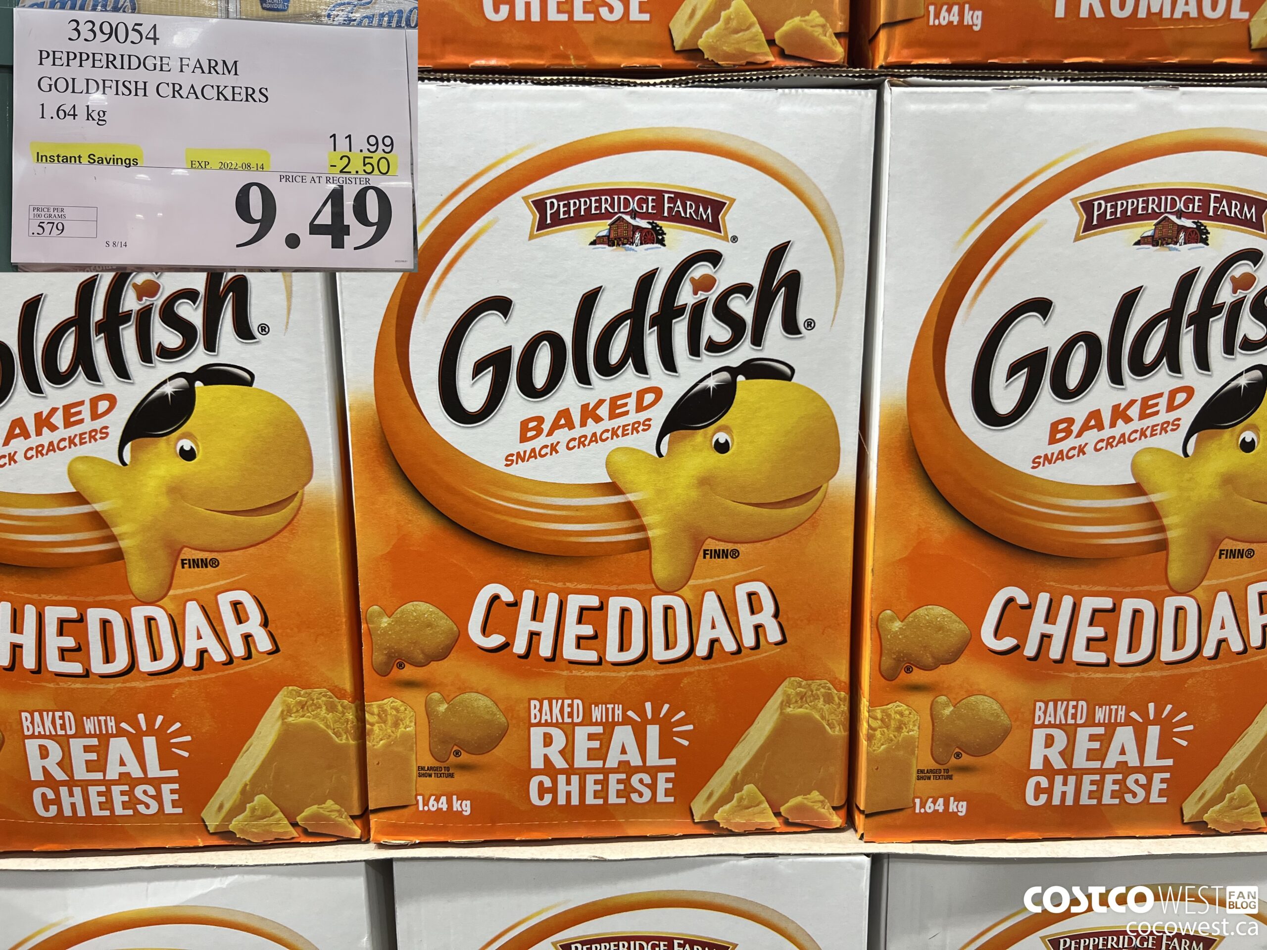 339054 PEPPERIDGE FARM GOLDFISH CRACKERS 1.64 kg ($2.50 INSTANT SAVINGS EXPIRES ON 2022-08-14) $9.49