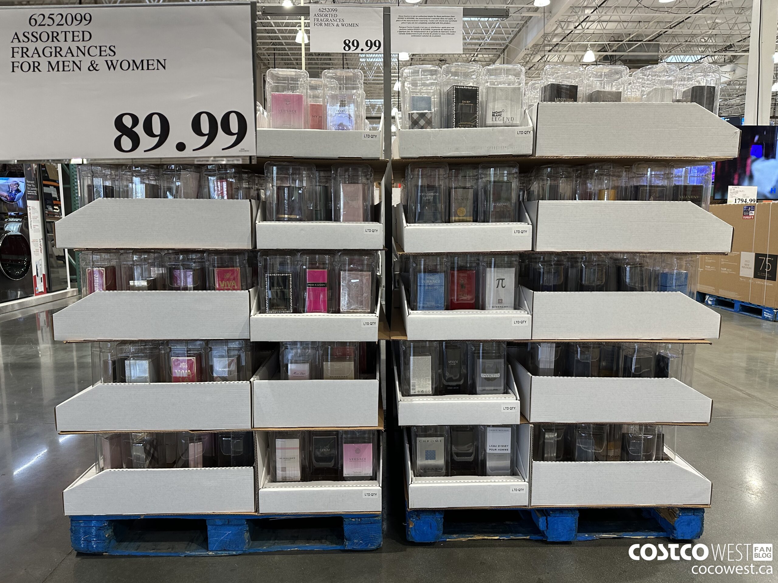 Costco 2022 Spring Superpost: The Entire Clothing Section! - Costco West  Fan Blog