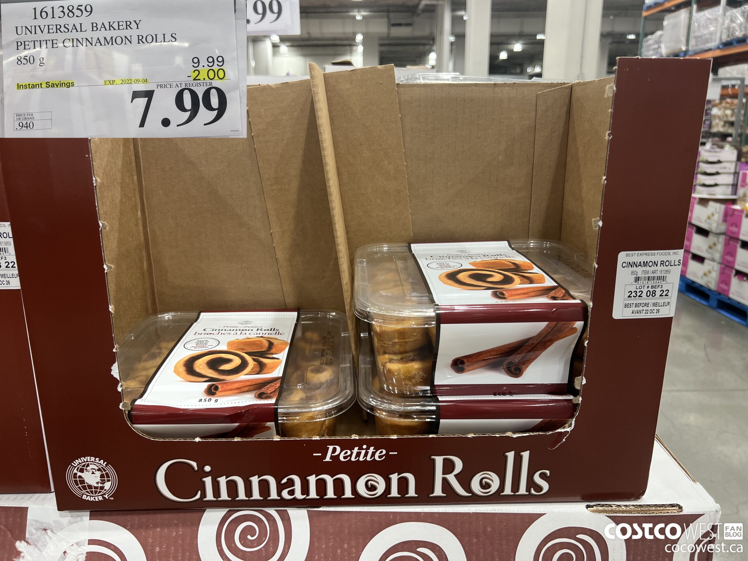 1613859 UNIVERSAL BAKERY PETITE CINNAMON ROLLS 850 g ($2.00 INSTANT SAVINGS EXPIRES ON 2022-09-04) $7.99