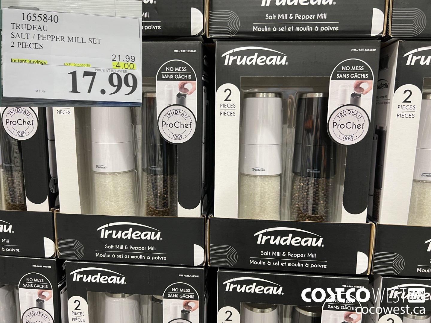 1655840 TRUDEAU SALT / PEPPER MILL SET 2 PIECES ($4.00 INSTANT SAVINGS EXPIRES ON 2022-10-30) $17.99