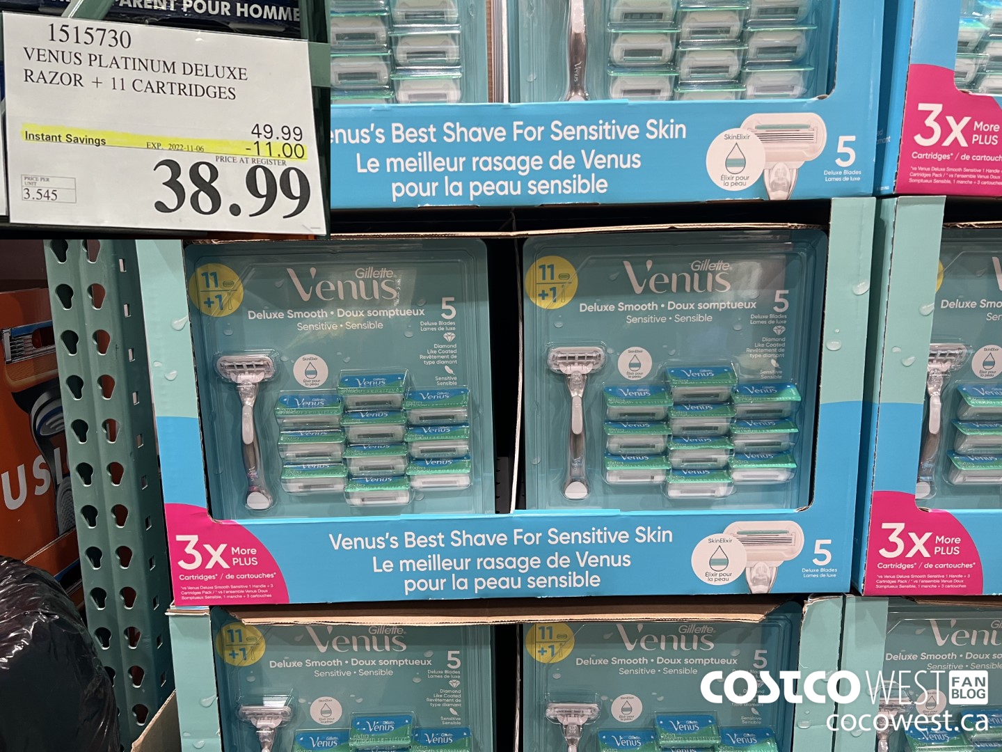 1515730 VENUS PLATINUM DELUXE RAZOR + 11 CARTRIDGES  ($11.00 INSTANT SAVINGS EXPIRES ON 2022-11-06) $38.99