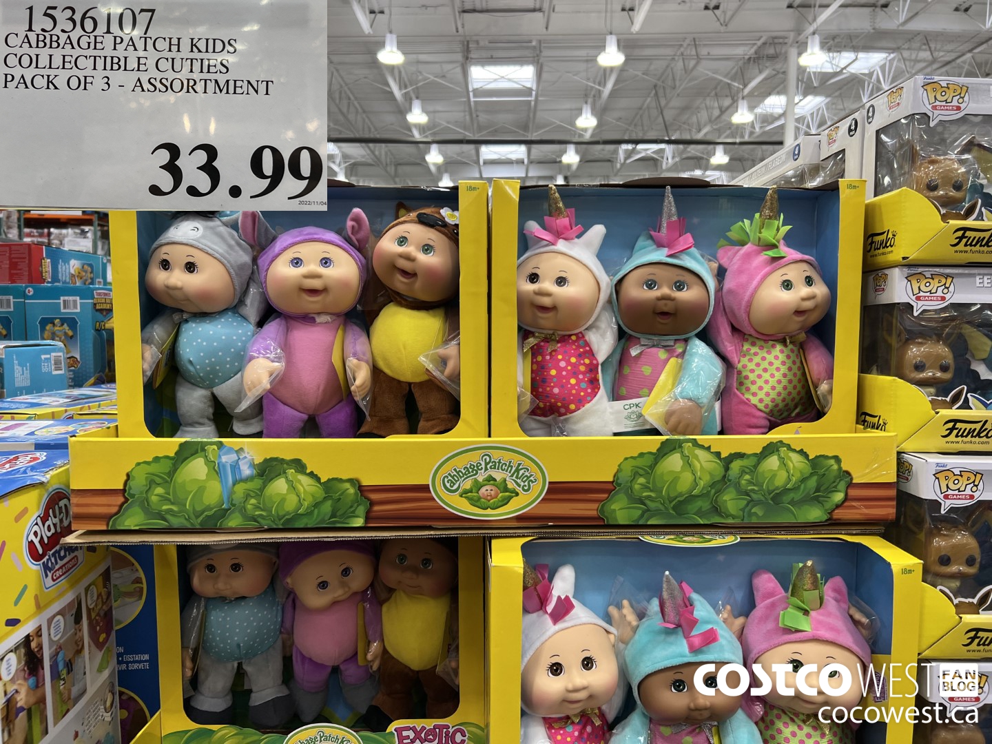 Costco Fall 2022 Seasonal Aisle Superpost Christmas Chocolates