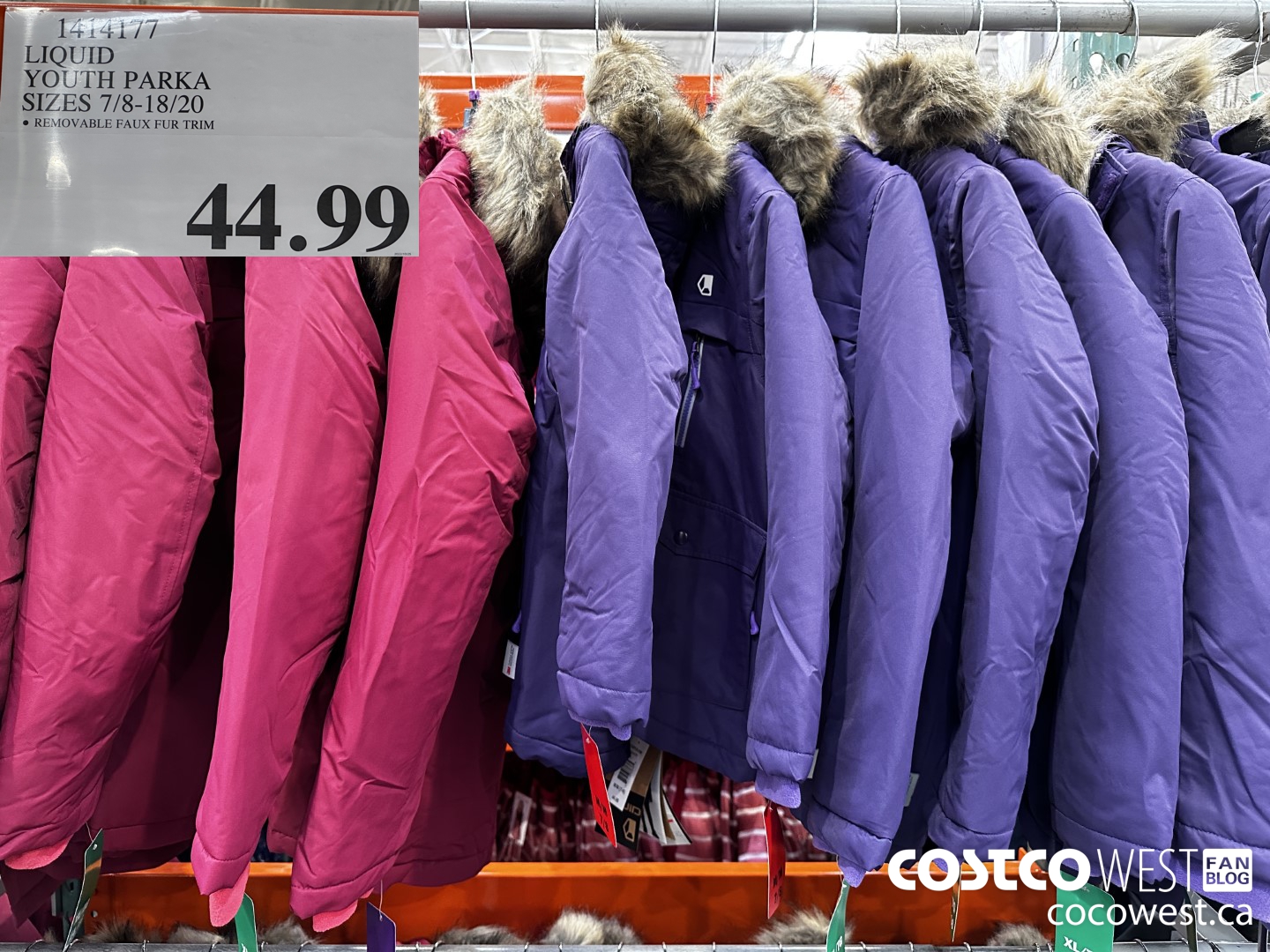 theCostcoConnoisseur on X: The West Springfield, MA warehouse has @NFL  apparel for the New England @Patriots ! #costco #costcofinds #costcodeals  #costcobuys #costcolife #patriots #nfl #football #tombrady #newengland  #sweaterweather #saturday