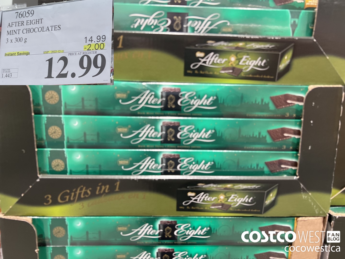 76059 AFTER EIGHT MINT CHOCOLATES 3 X 300 G ($2.00 INSTANT SAVINGS EXPIRES ON 2022-12-11) $12.99