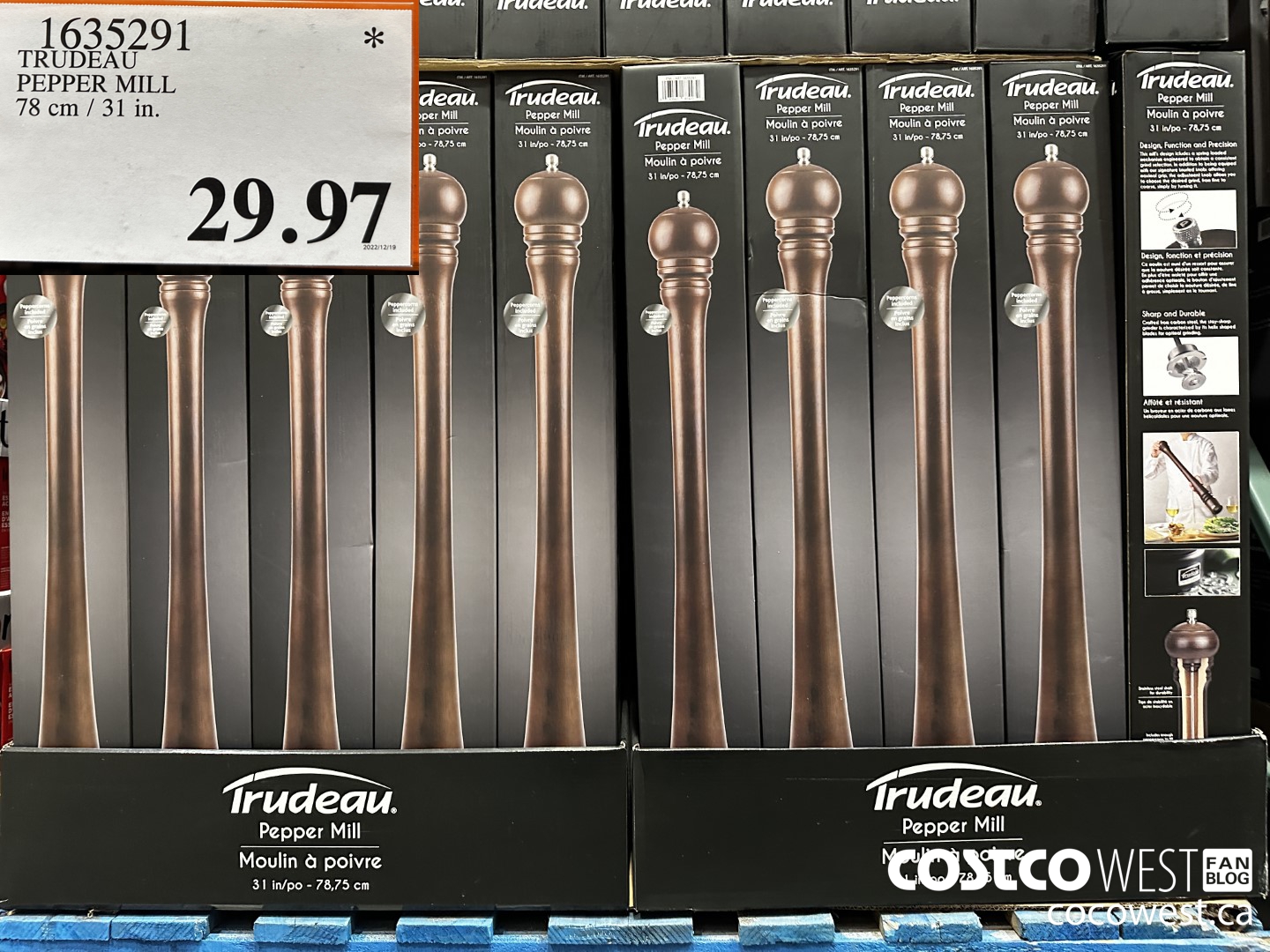 1635291 TRUDEAU PEPPER MILL 78 cm / 31 1n.  $29.97