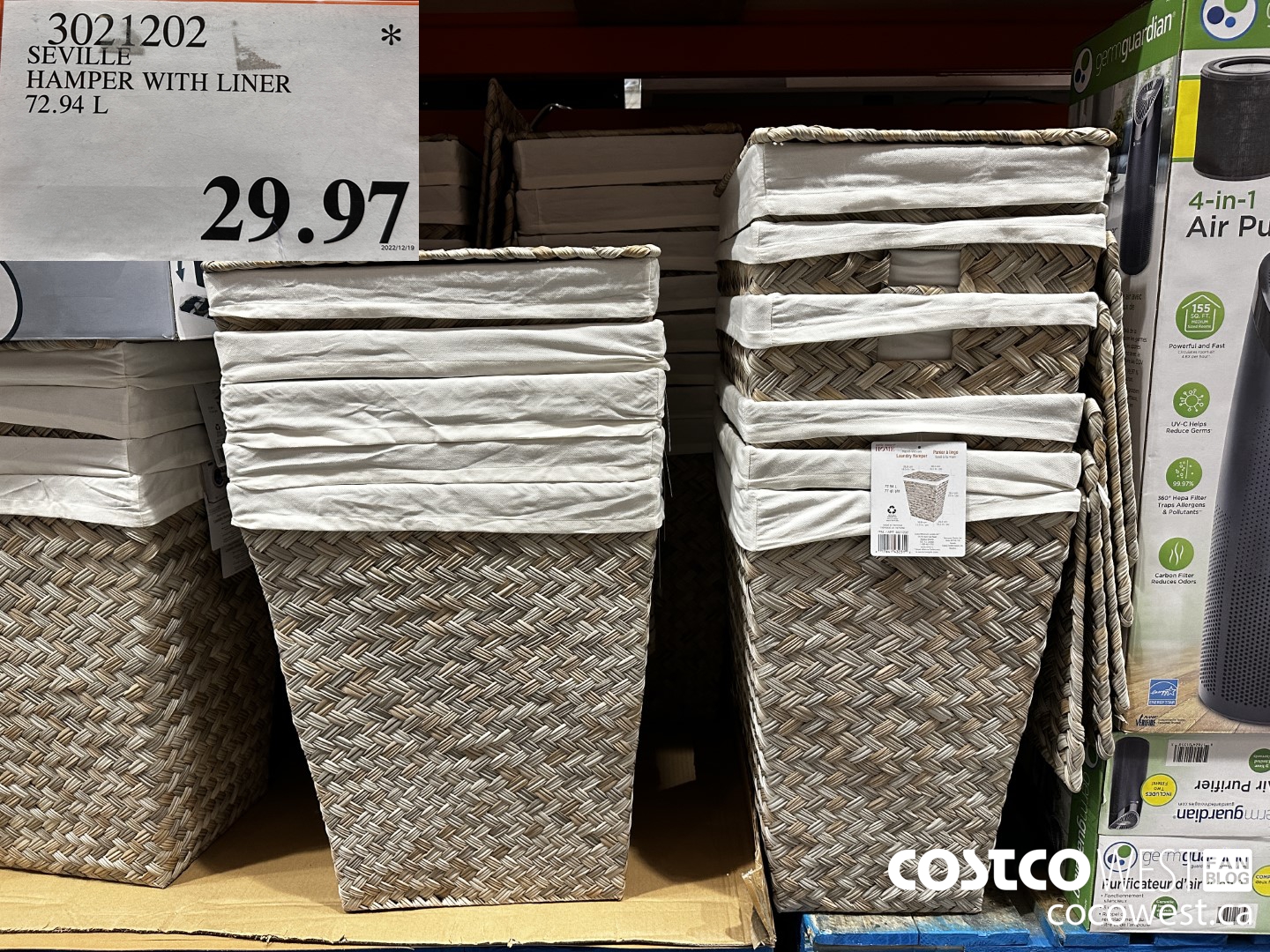 3021202 SEVILLE HAMPER WITH LINER 72.94L $29.97