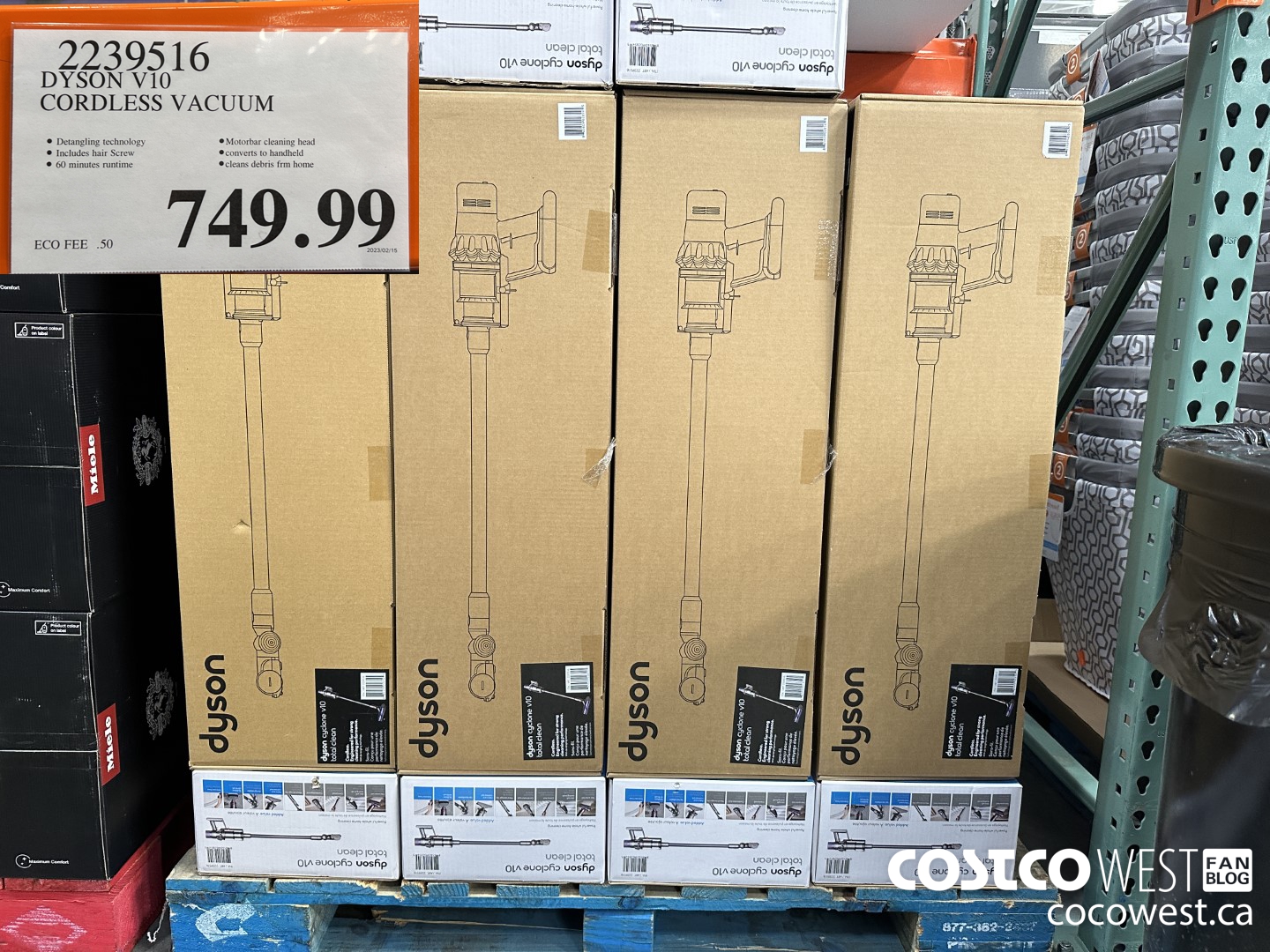 2239516 DYSON V10 CORDLESS VACUUM $749.99