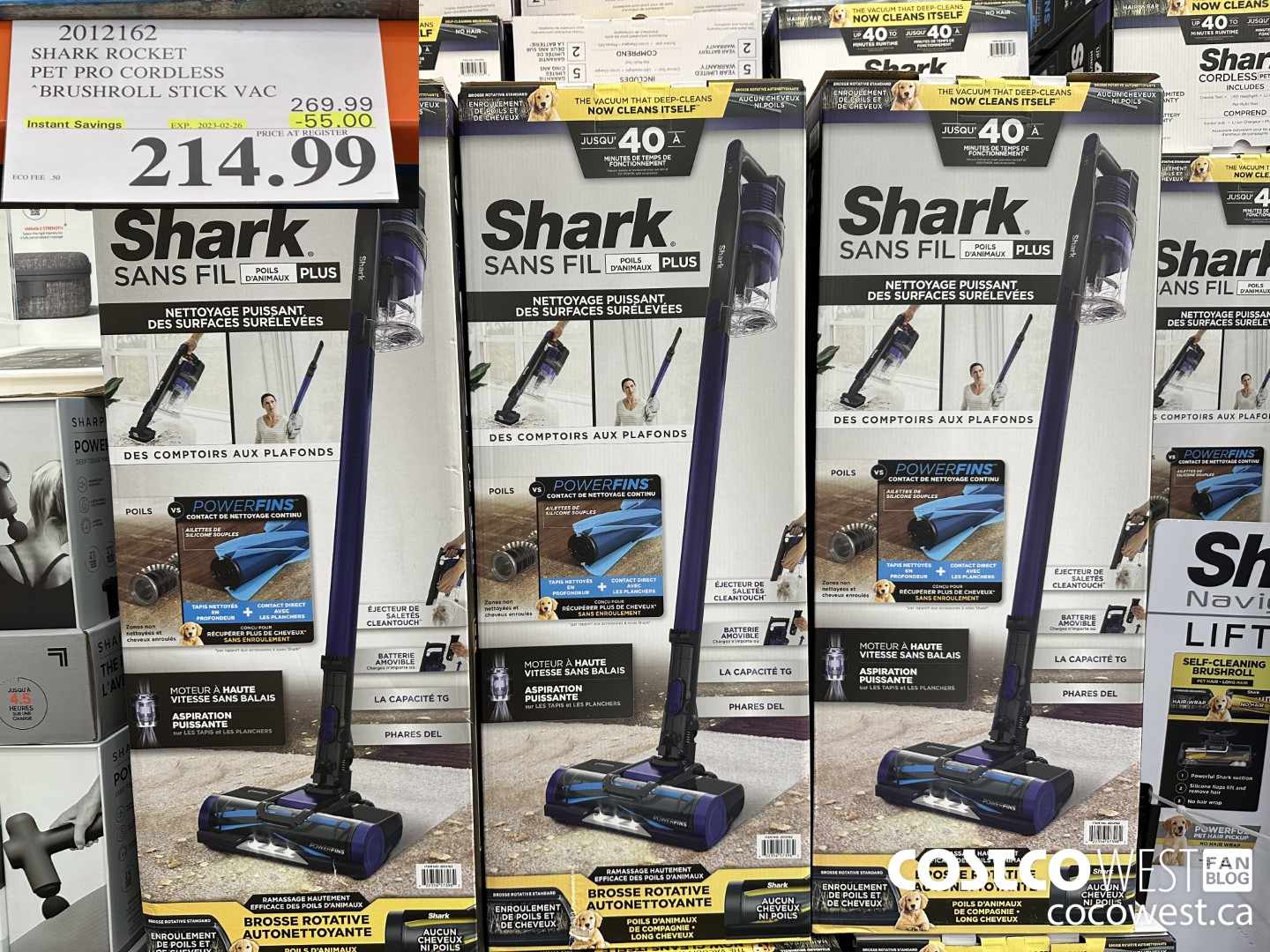 2012162 SHARK ROCKET PET PRO CORDLESS BRUSHROOL STICK VAC ($55.00 INSTANT SAVINGS EXPIRES ON 2023-02-26) $214.99