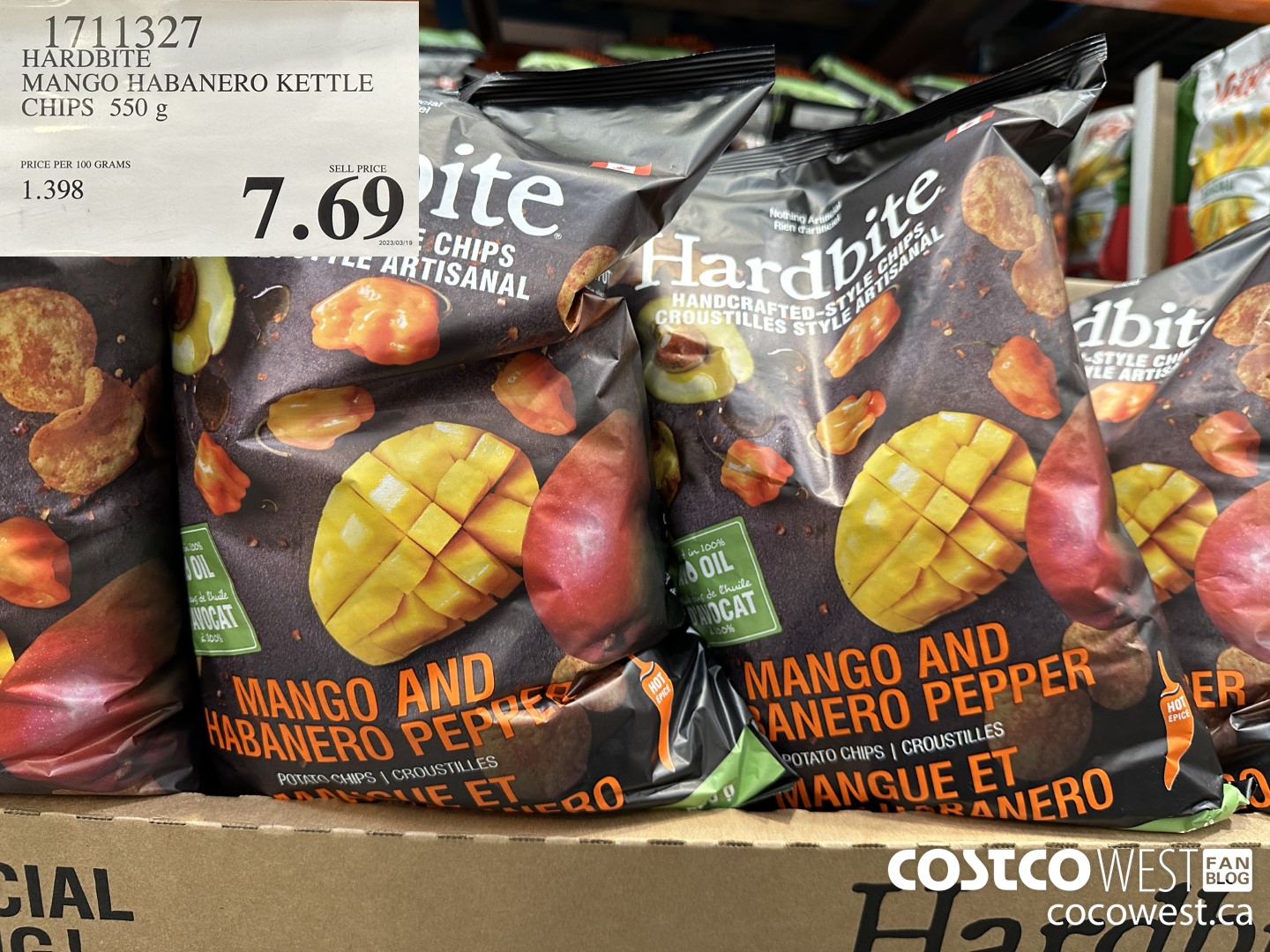 1711327 HARDBITE MANGO HABANERO KETTLE CHIPS 550 g  $7.69