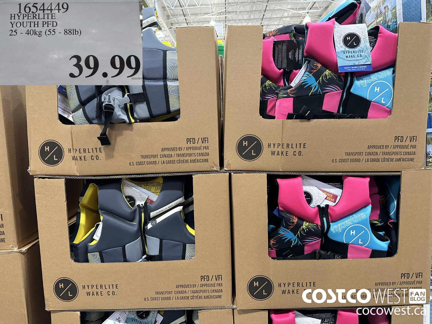 1654449 HYPERLITE YOUTH PFD 25 - 40kg (55 - 88lb)  $39.99