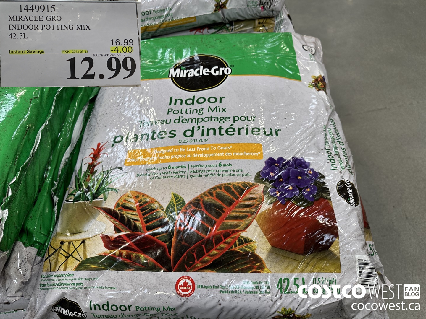 1449915 MIRACLE-GRO INDOOR POTTING MIX 42.5L ($4.00 INSTANT SAVINGS EXPIRES ON 2023-03-12) $12.99