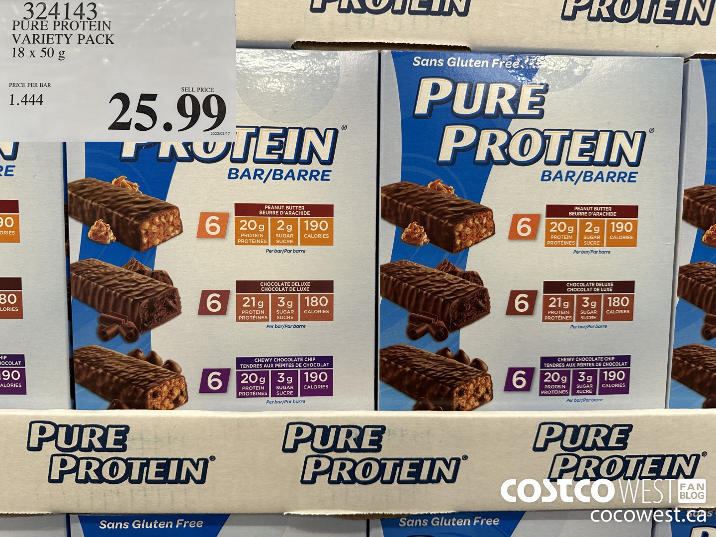  Kirkland Signature Protein Bar Variety Pack 20 Count Chocolate  Peanut Butter Chunk & Cookies and Cream Gluten Free 21-22g of Protein 2g  Sugar No Artificial Flavors Whey Protein Isolate : Grocery