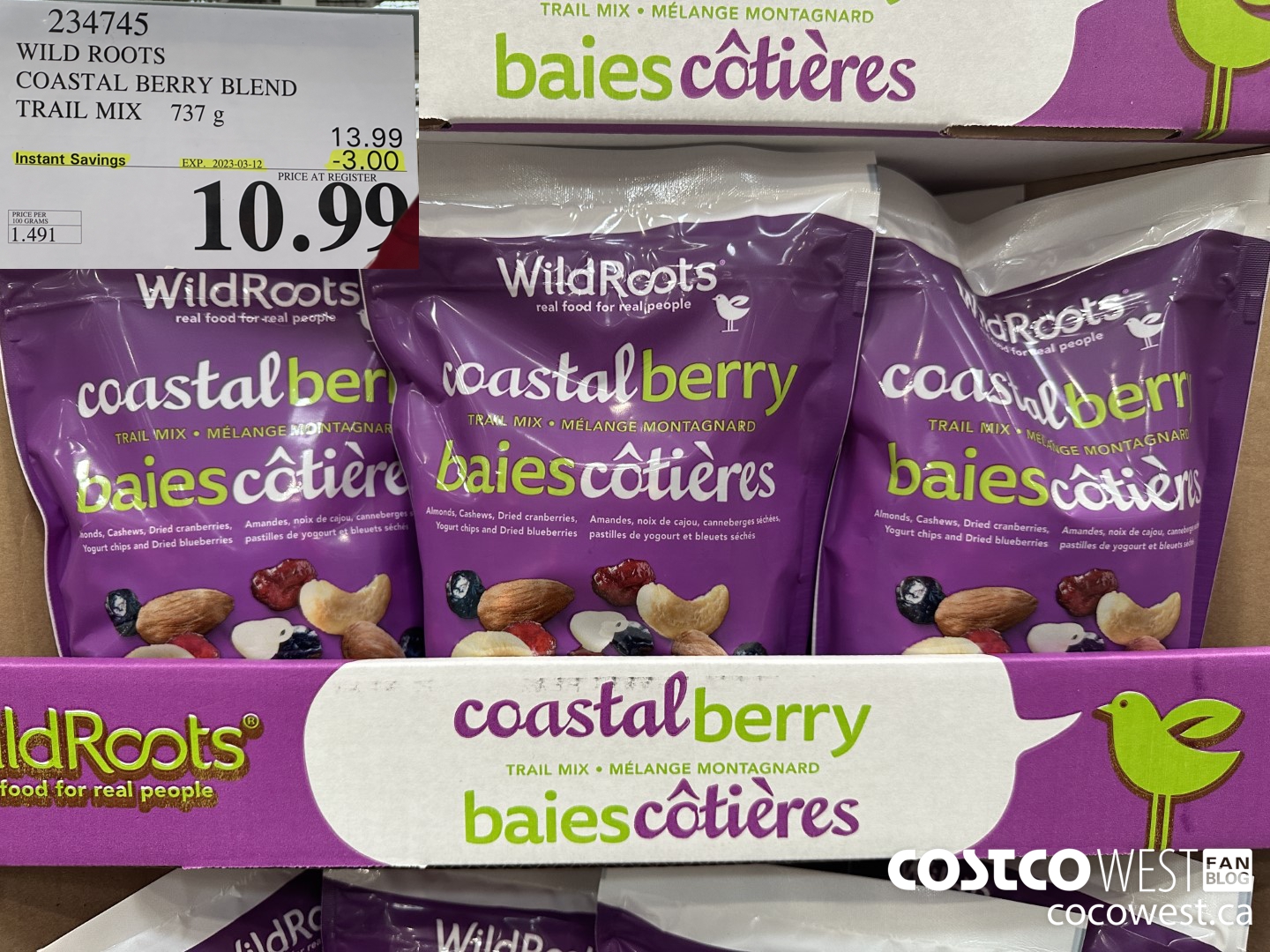 234745 WILD ROOTS COASTAL BERRY BLEND TAIL MIX 737 G ($3.00 INSTANT SAVINGS EXPIRES ON 2023-03-12) $10.99