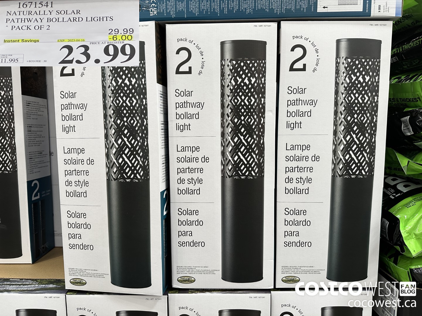 1671541 NATURALLY SOLAR PATHWAY BOLLARD LIGHTS PACK OF 2 ($6.00 INSTANT SAVINGS EXPIRES ON 2023-04-16) $23.99