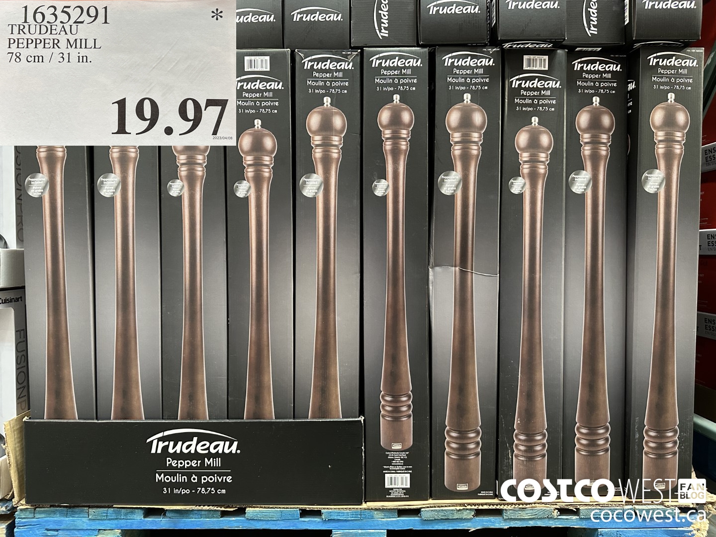 1635291 TRUDEAU PEPPER MILL 78 cm / 31 1n.  $19.97