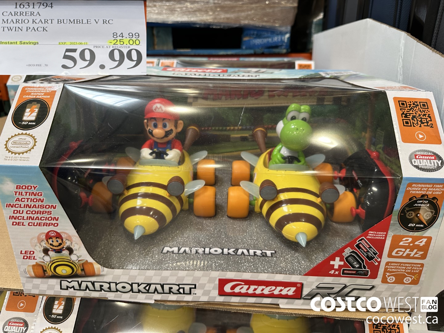 1631794 CARRERA MARIO KART BUMBLE V RC TWIN PACK ($25.00 INSTANT SAVINGS EXPIRES ON 2023-06-11) $59.99
