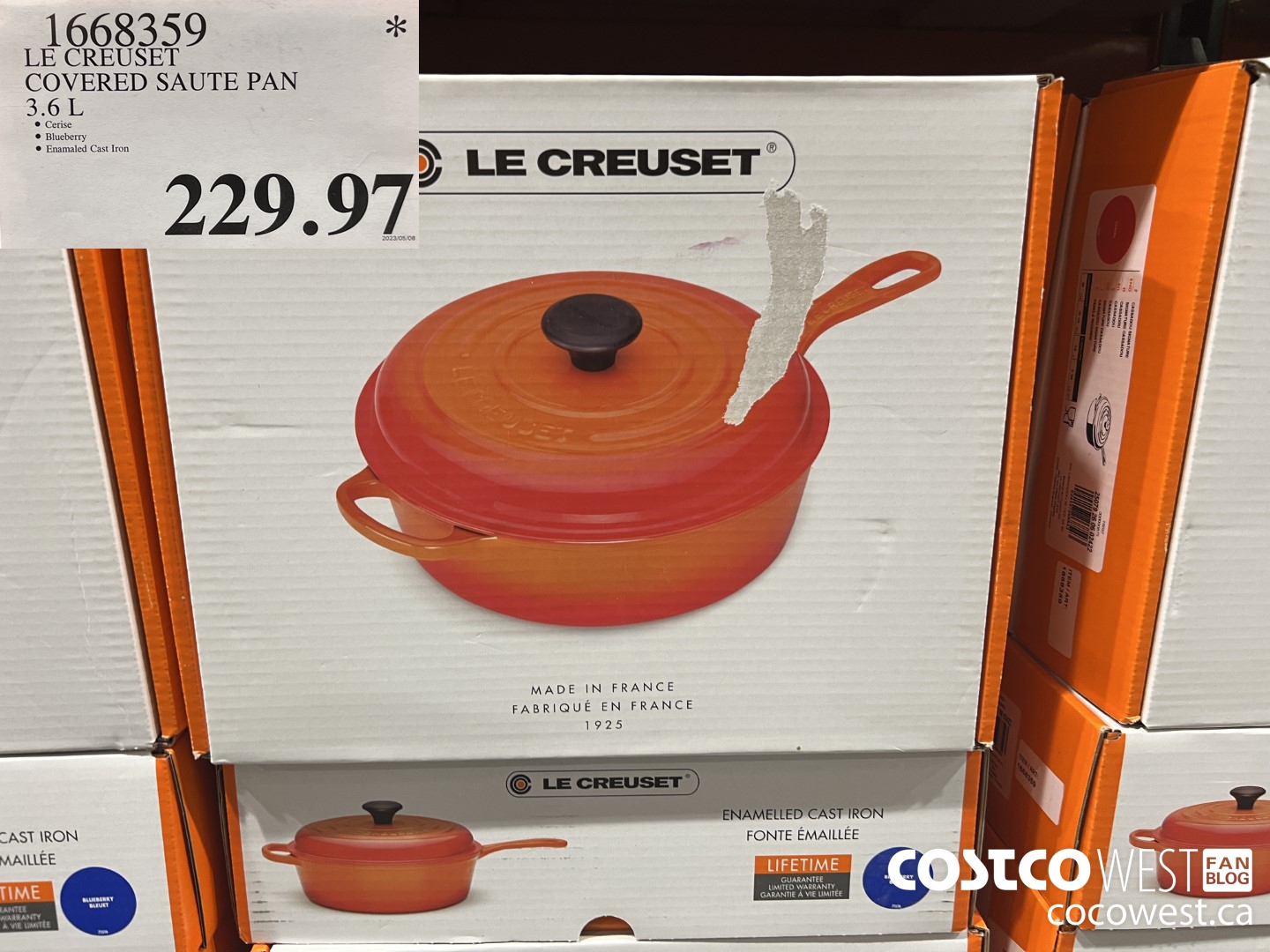 1668359 LE CREUSET COVERED SAUTE PAN 3.6L $229.97